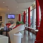 Kyriad Mezieres Hotel