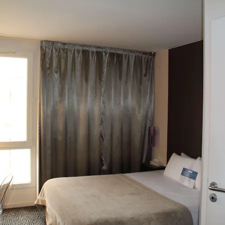 Kyriad Mezieres Hotel 3*