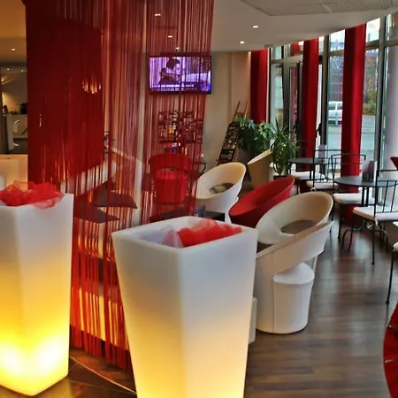 Kyriad Mezieres 호텔