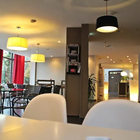 Kyriad Mezieres 호텔 Charleville-Mézières