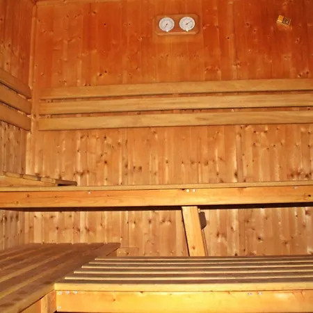 Szálloda Kyriad Mezieres